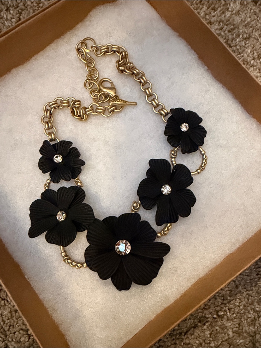 Chloe + Isabel black floral necklace